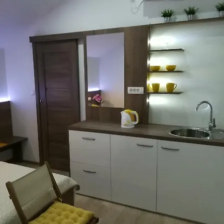 Marija 4*