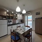 Marija 4* קרס